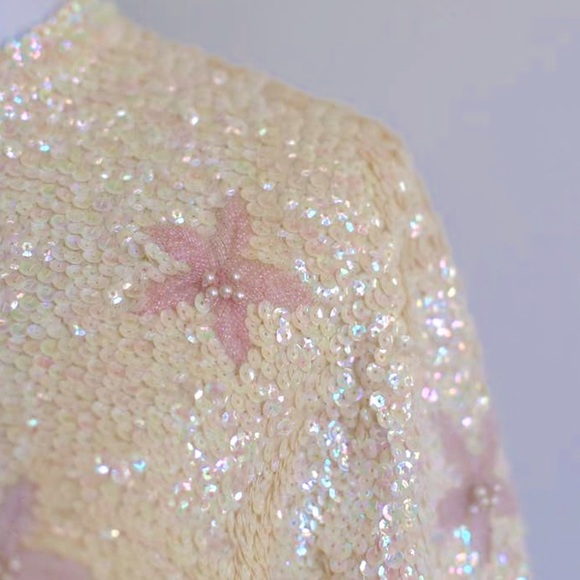 1950’s Vintage Beaded Hand Sewn Cardigan - Picture 5 of 7